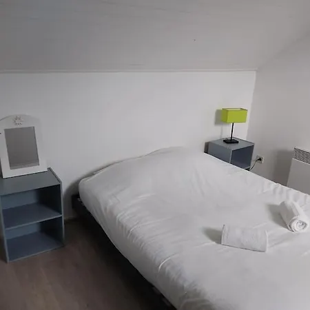 Duplex Avec Garage Centre Et *